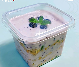 蓝莓麦片酸奶盒子的做法