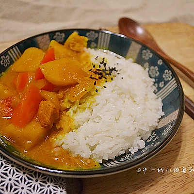 日式咖喱鸡肉饭