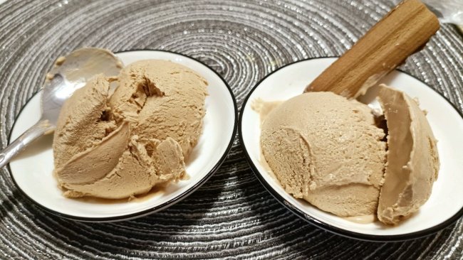 超简单的自制巧克力冰淇淋的做法