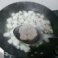 白萝卜豆腐圆子汤的做法图解18