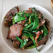 蒜苗炒腊肉