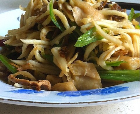 【家常菜】辣炒茭白