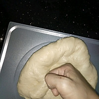 超松软的牛奶面包卷(附加省时省力的手揉方法)的做法图解11