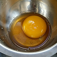 班尼迪克蛋 #经典早餐#的做法图解2
