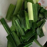 潮汕版青蒜焖鱼的做法图解2