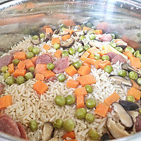 #福气年夜菜#腊肠青豆焖饭‖开盖就馋的做法图解11