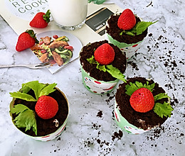草莓盆栽蛋糕的做法