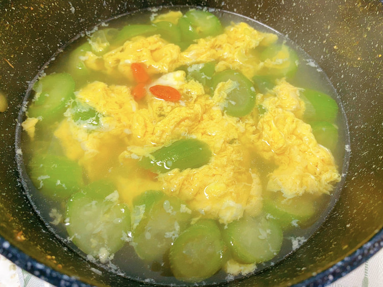 丝瓜枸杞鸡蛋汤的做法
