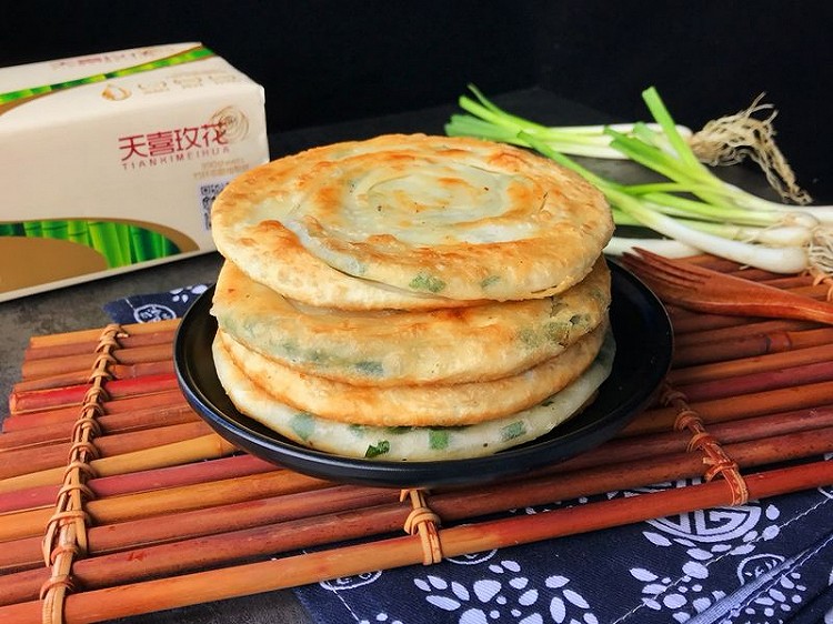 烫面葱饼的做法