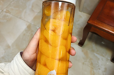 甜蜜橘子罐头