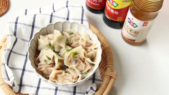 鲜香拌馄饨