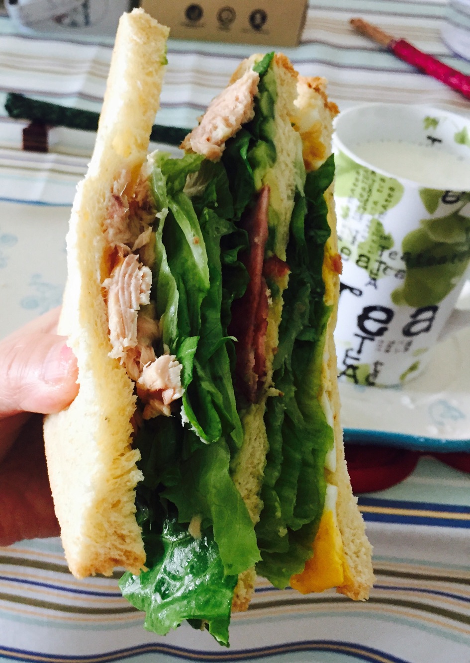 Kwai sandwich