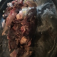 红烧鹅肉的做法图解1
