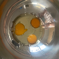 电饭煲戚风蛋糕 巨简单 不分蛋 最简单的食材做出美味的蛋糕的做法图解4