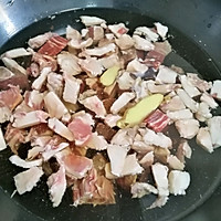 萝卜炖牛肉的做法图解2
