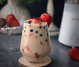 #我们约饭吧#Q弹爽滑珍珠草莓冻撞奶的做法