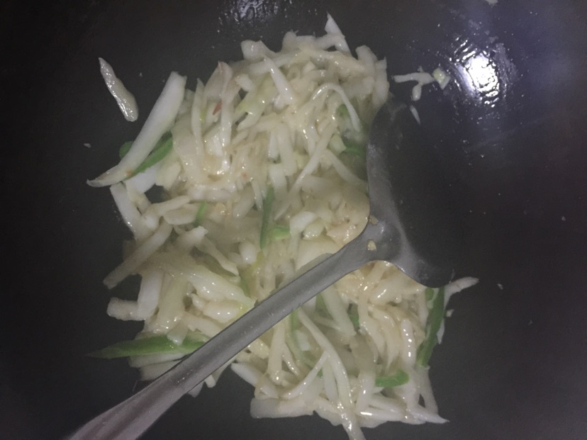 菜梗炒肉的做法图解5
