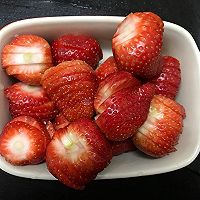 草莓千层的做法图解3