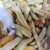 五花肉豆角炖土豆的做法图解15