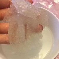 冰糖红枣炖燕窝的做法图解2