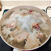 #餐桌上的春日限定#电饭锅焗猪脚的做法图解2