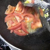 西红柿炒角瓜满满的维生素的做法图解4