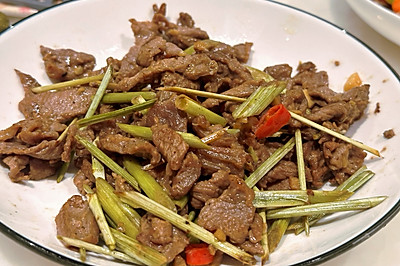泰式香茅炒牛肉和薄荷炒牛肉5