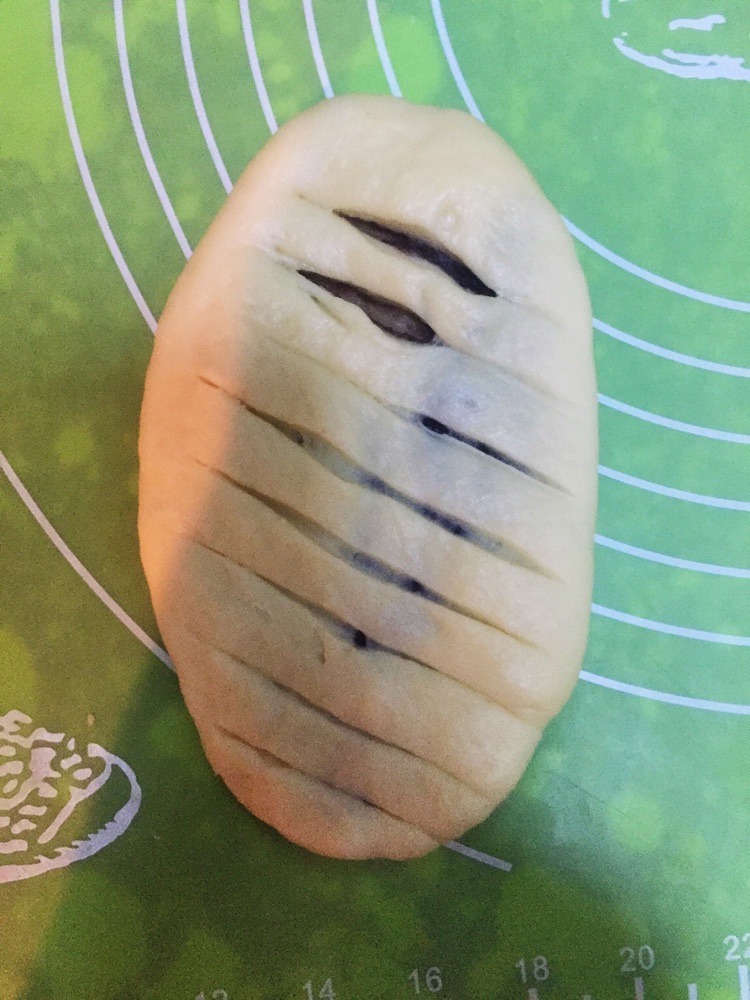 豆沙卷面包的做法图解17