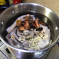 #父亲节，给老爸做道菜#木棉花炒扁豆煲鸡爪汤的做法图解6