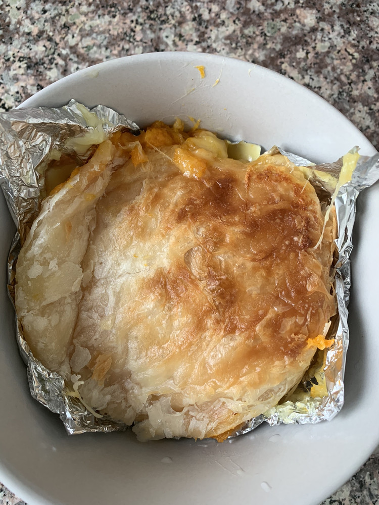 地瓜芝士手抓饼，自己做的就是天然的做法