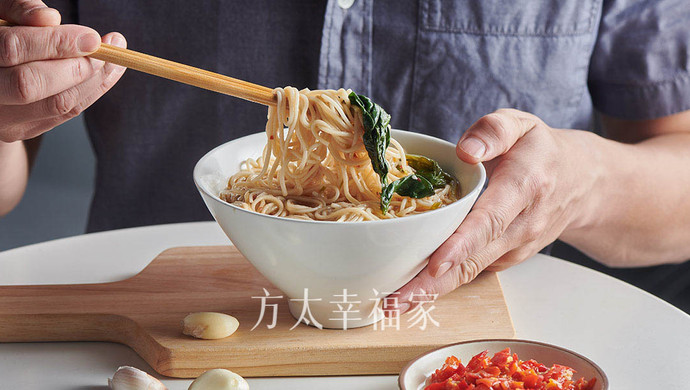 快乐肥宅酸汤面