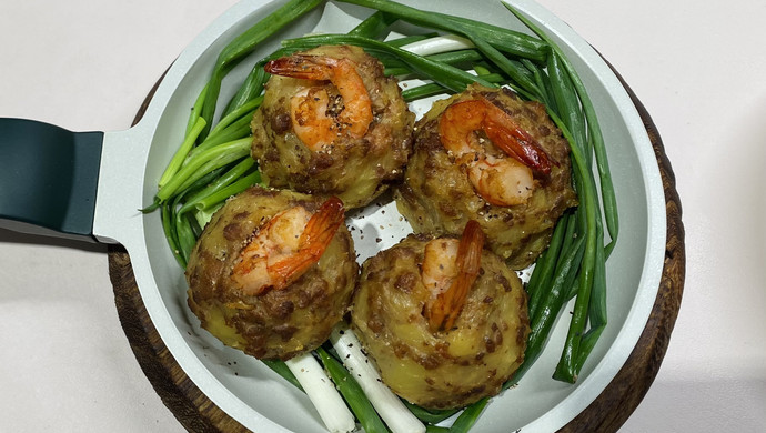 土豆泥鲜虾肉丸