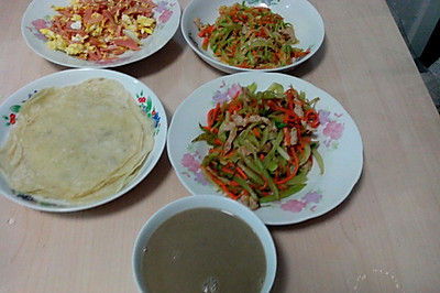 营养早餐卷饼加五谷豆浆