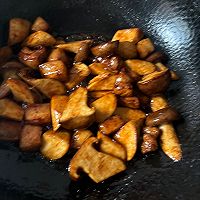 杏鲍菇烧肉的做法图解1