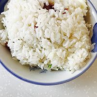 西红柿腊味丸子粥的做法图解1