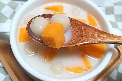 甜点-椰浆芒果丸子