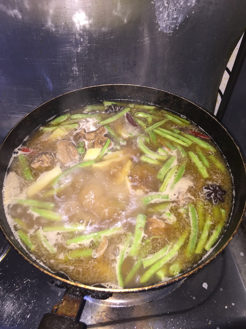 排骨焖面的做法图解7