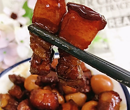 #春日露营#肥而不腻鹌鹑蛋红烧肉的做法