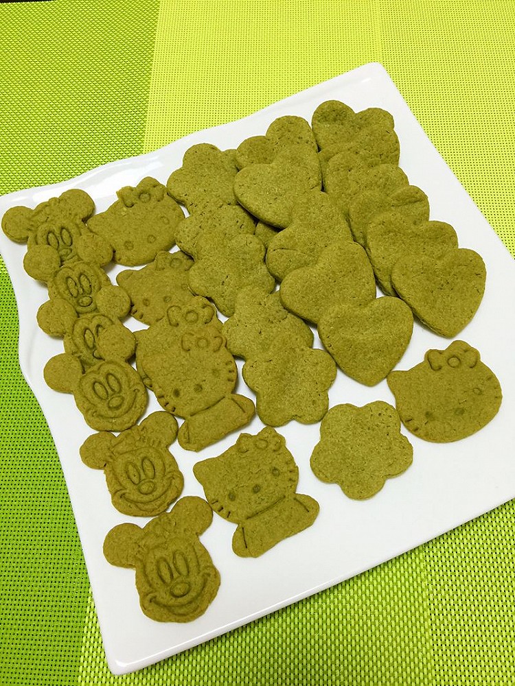 抹茶卡通饼干的做法