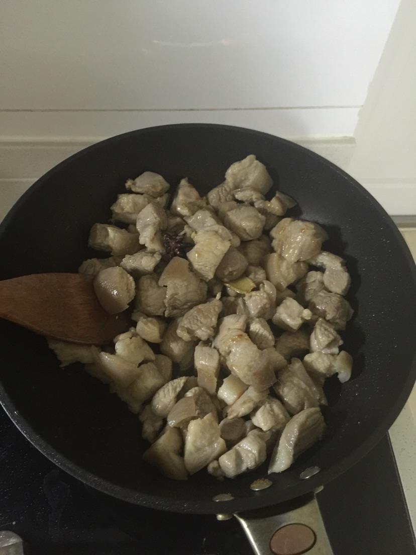 超级简单红烧肉的做法图解1