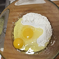土豆丝泡菜饼的做法图解1