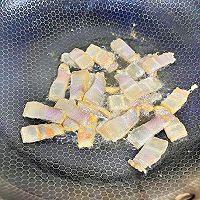 连州菜心炒腊肉的做法图解4