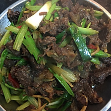 爆炒牛尾肉