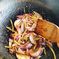 黑椒意面的做法图解2