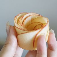 茉莉荔枝玫瑰苹果茶#皇后红玫瑰花式做法#的做法图解2