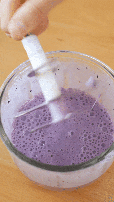 【宝宝辅食】奶香蓝莓小馒头的做法图解2