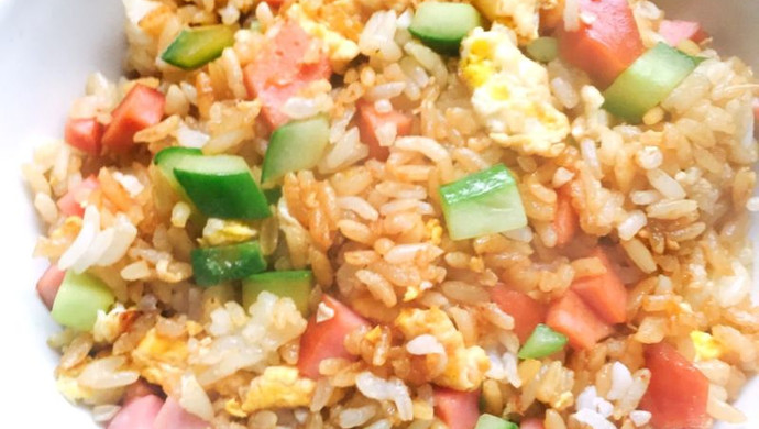 酱油蛋炒饭