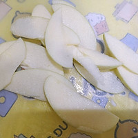 西班牙青橄榄茴香球拌苹果的做法图解4