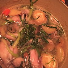 鲍鱼牛蛙腿煲