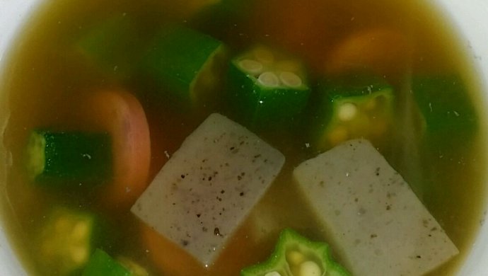 香肠秋葵魔芋汤（营养＆减脂＆靓汤＆老少皆宜）